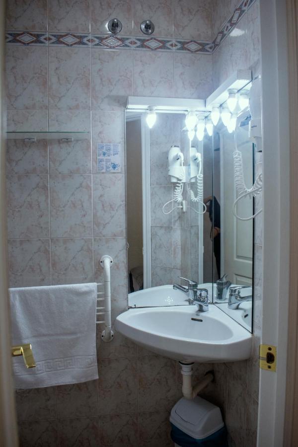 Hostal Artico مدريد المظهر الخارجي الصورة