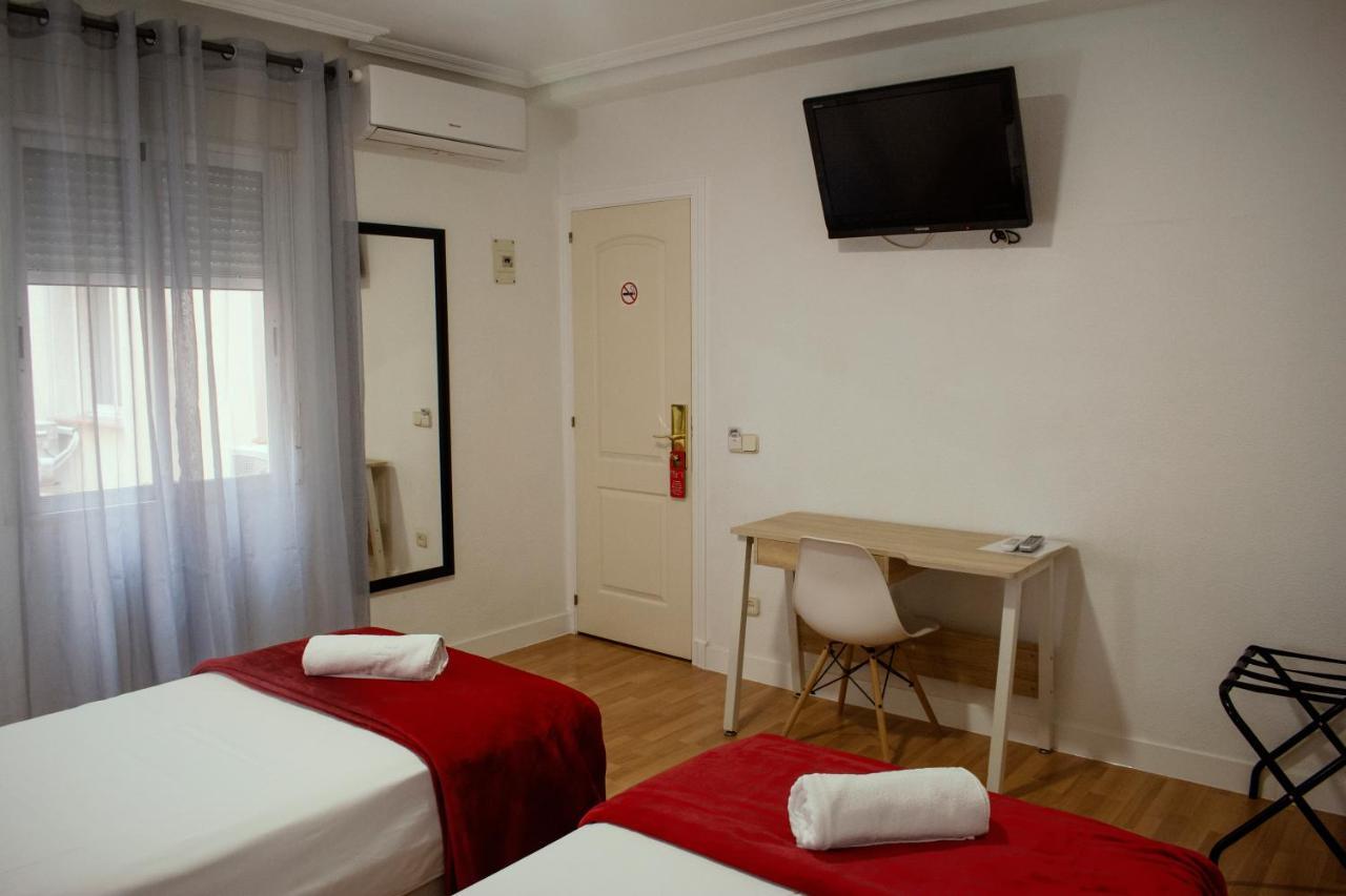 Hostal Artico مدريد المظهر الخارجي الصورة